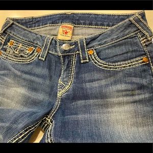 True religion. Barely worn. Boot cut with slight flare.  Waist 15.5, inseam 34.